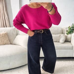 #curatedbyree style bundle- Fuchsia pullover top and denim wide leg flare jeans